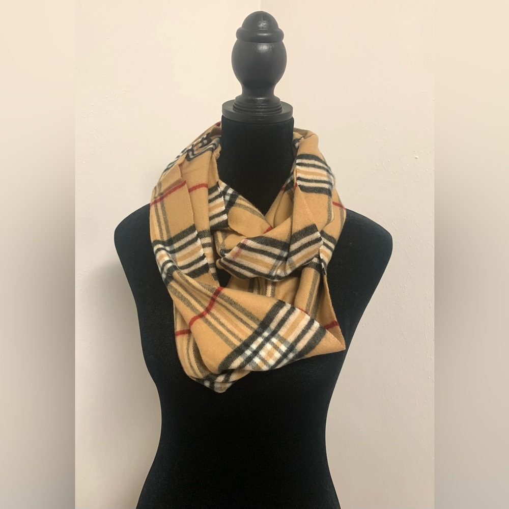 V. Fraas infinity scarf BNWT